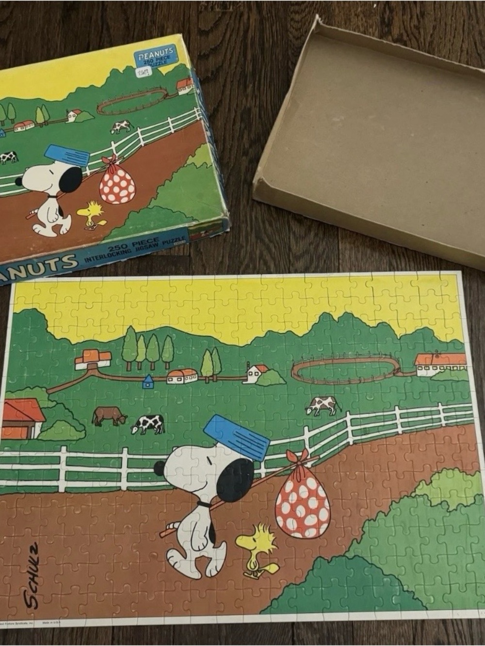 Milton Bradley PEANUTS Jigsaw Puzzle SNOOPY WOODSTOCK Vintage 250 Pieces